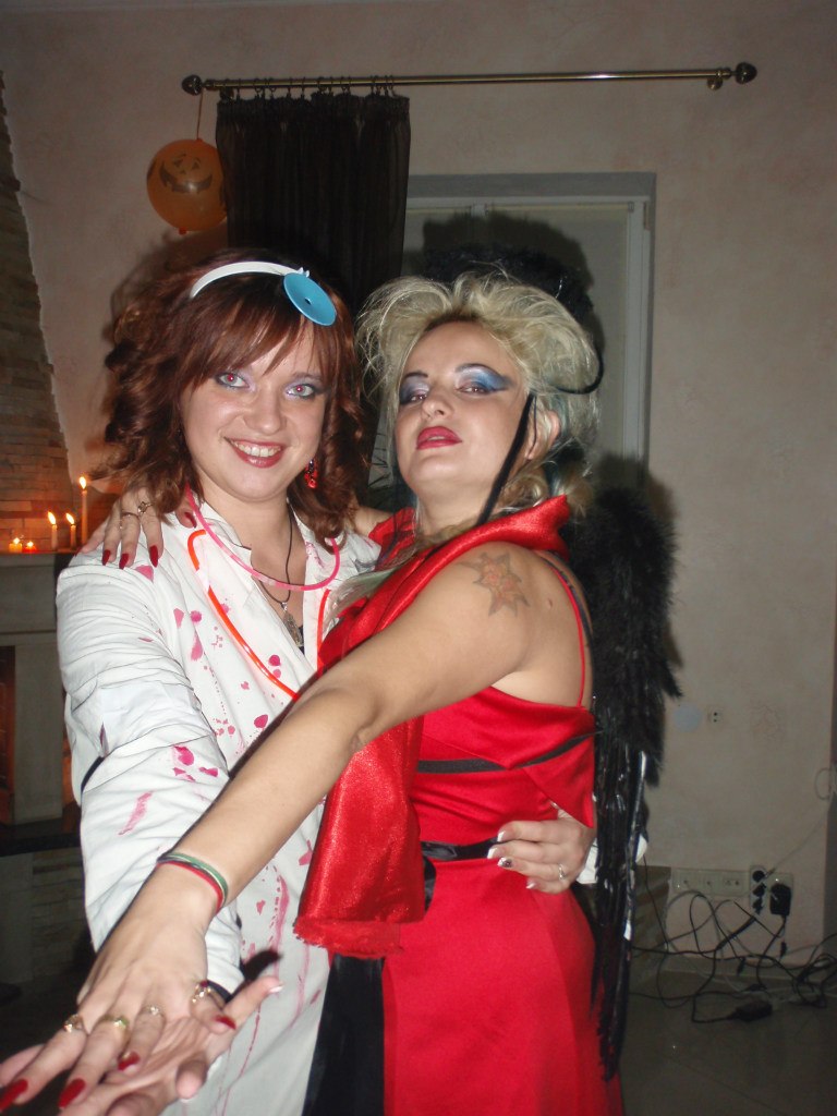 Halloween party от Салона Магии и мистики Елены Руденко. 2012 г. - Страница 4 XQC6iYQKGP4